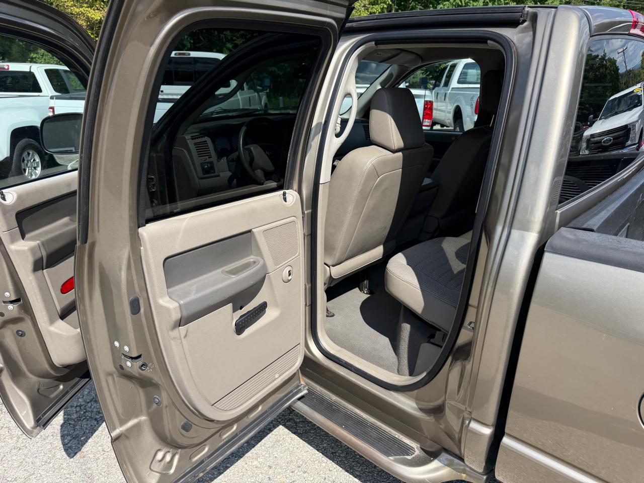 Dodge Ram 1500 ST Quad Cab 4WD 2008