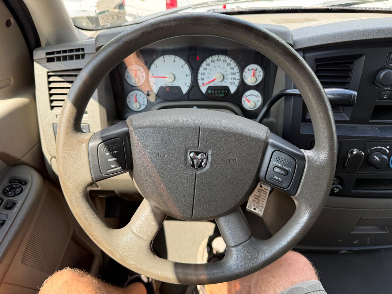 Dodge Ram 1500 ST Quad Cab 4WD 2008