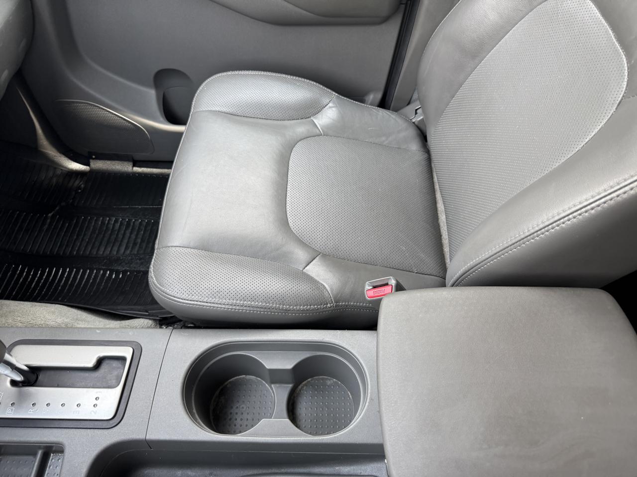Nissan Frontier SL Crew Cab 4WD 2011