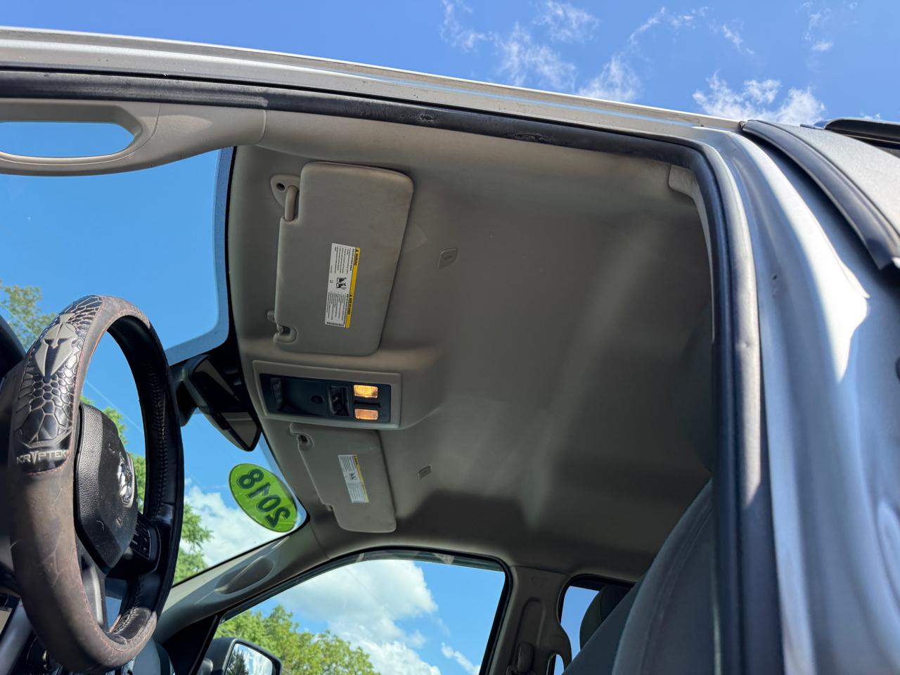 RAM 1500 SLT Quad Cab 4WD 2018