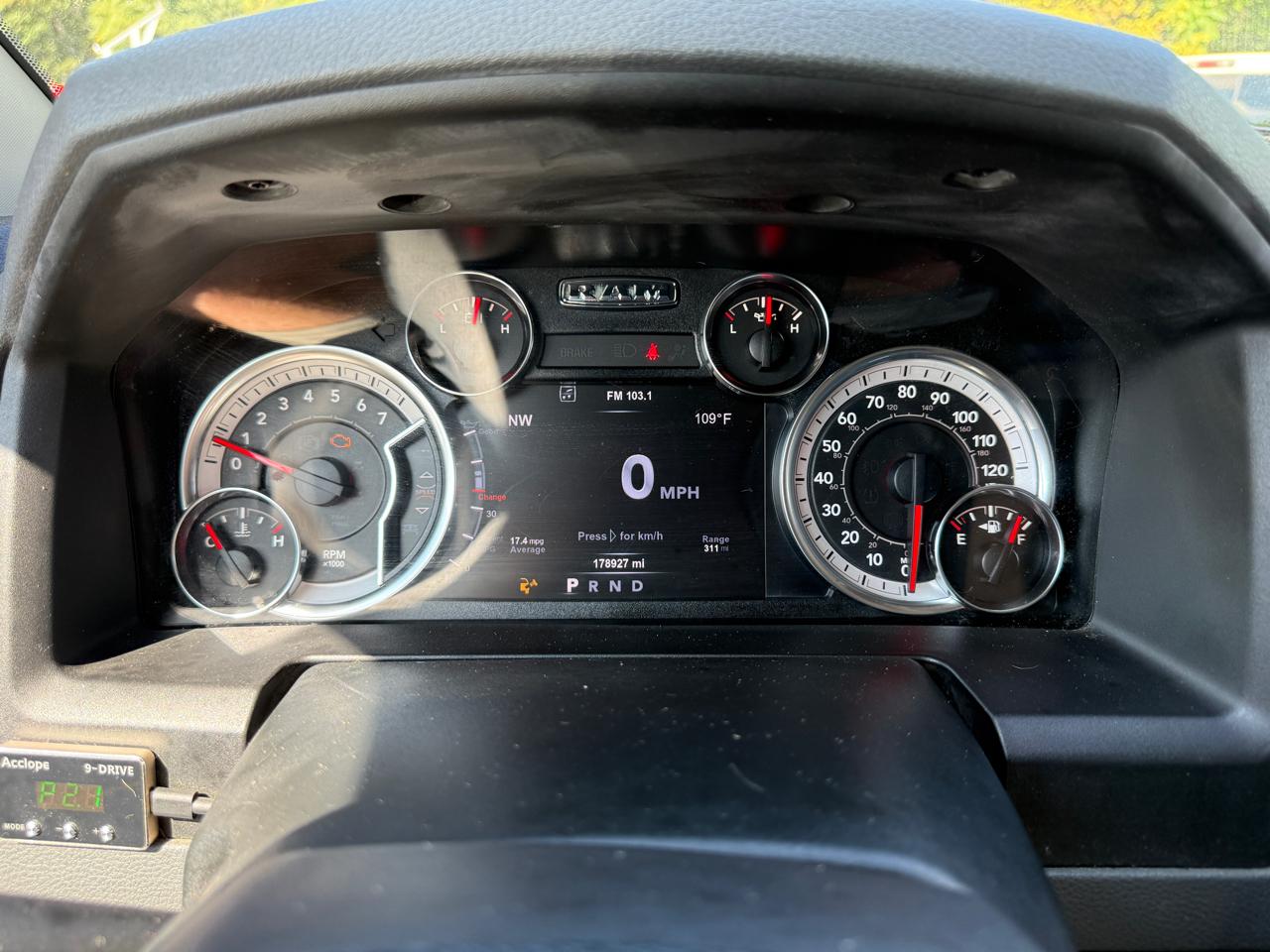 RAM 1500 SLT Quad Cab 4WD 2018