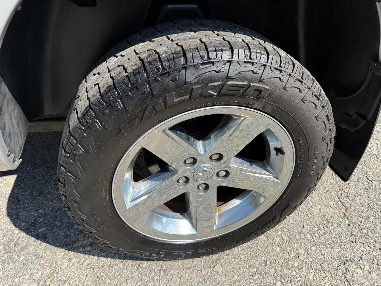 RAM 1500 SLT Quad Cab 4WD 2018