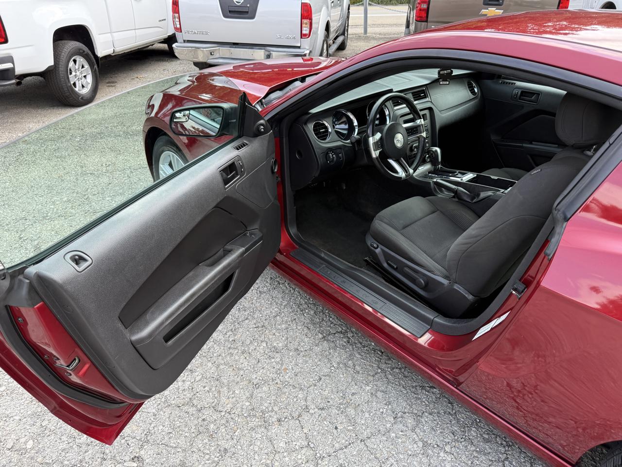 Ford Mustang V6 Coupe 2014