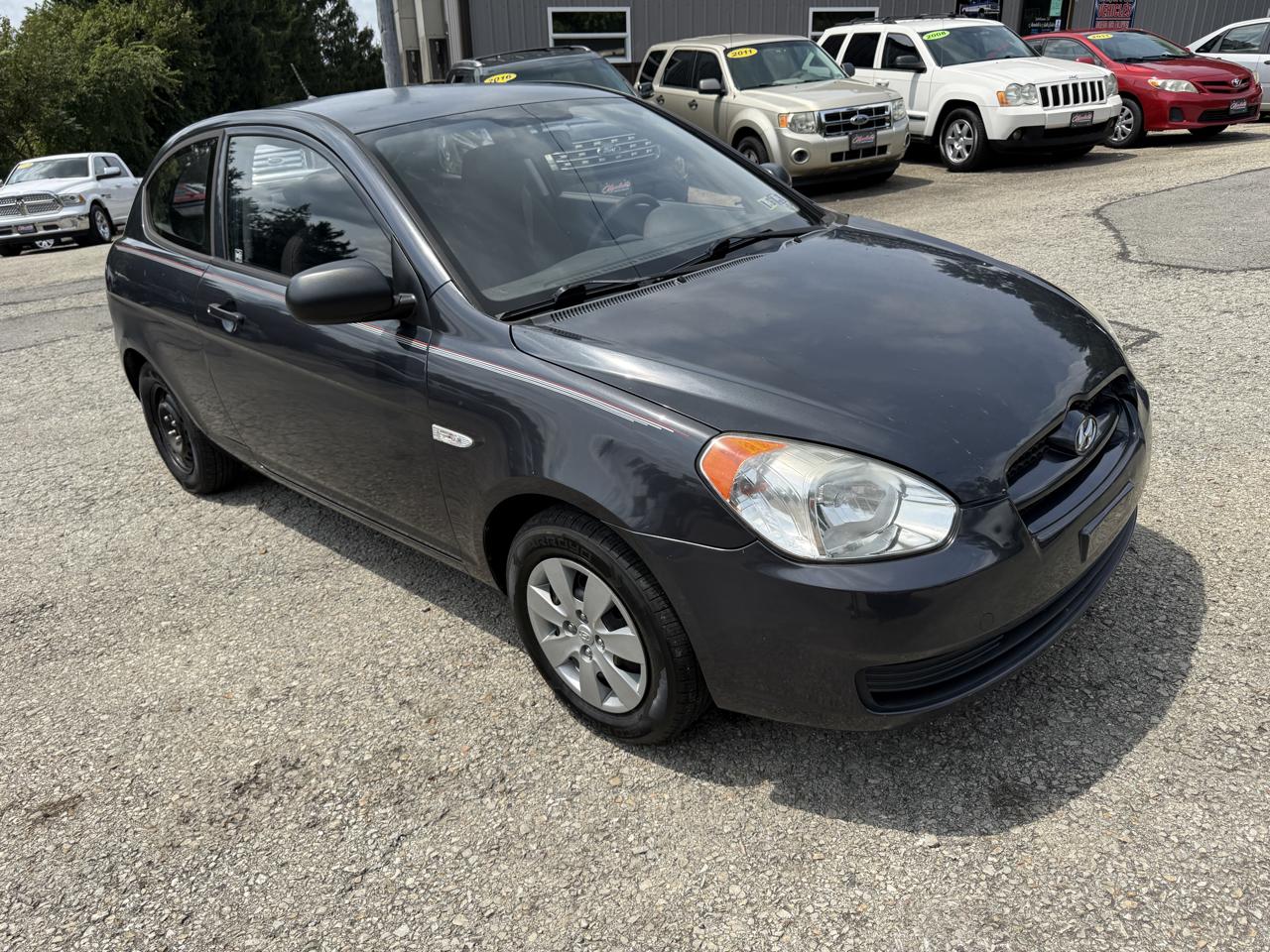 Hyundai Accent GS 3-Door 2011