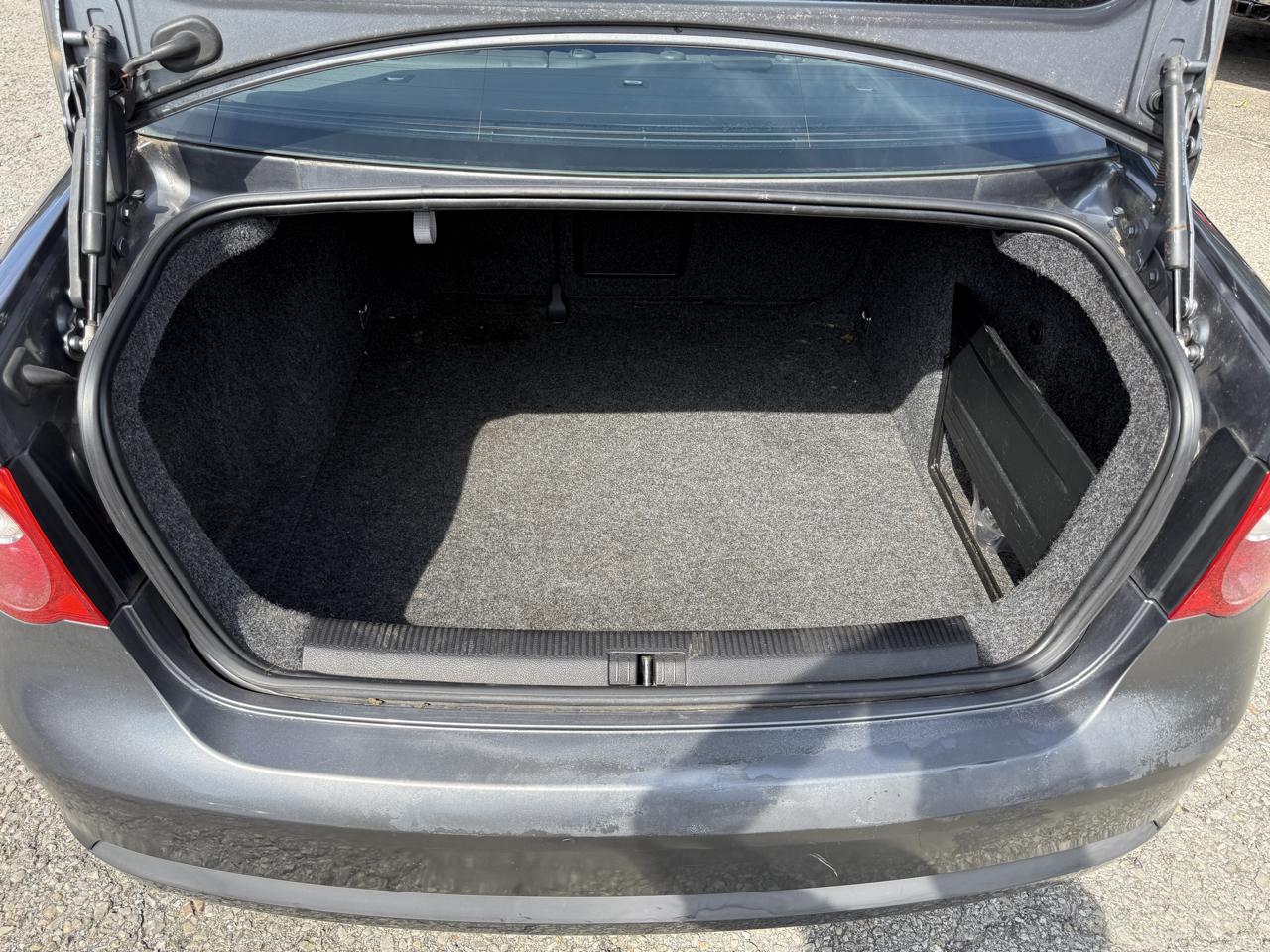 Volkswagen Jetta 2.5L PZEV 2006