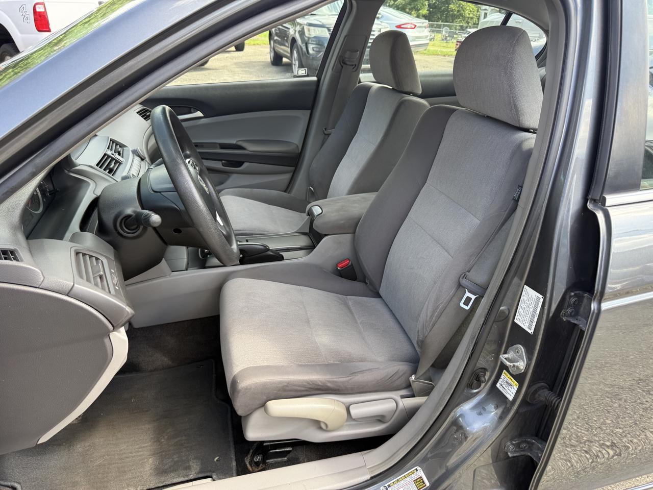 Honda Accord LX sedan AT 2008