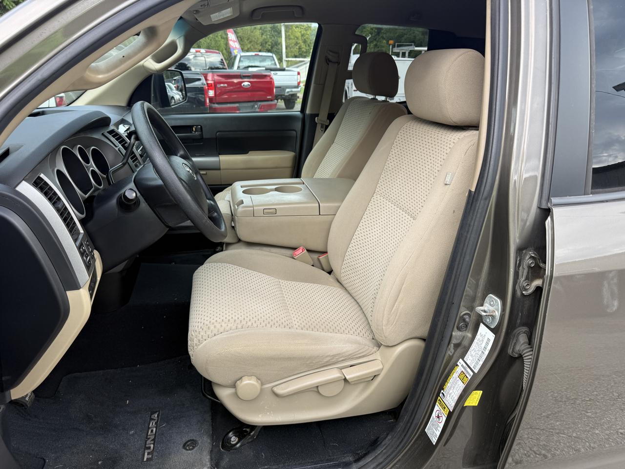 Toyota Tundra Tundra-Grade Double Cab 4.6L 4WD 2012