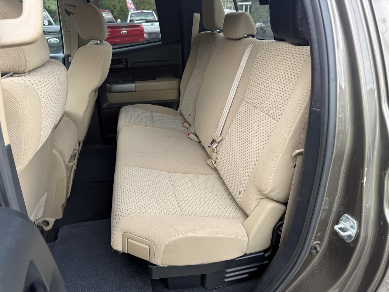 Toyota Tundra Tundra-Grade Double Cab 4.6L 4WD 2012