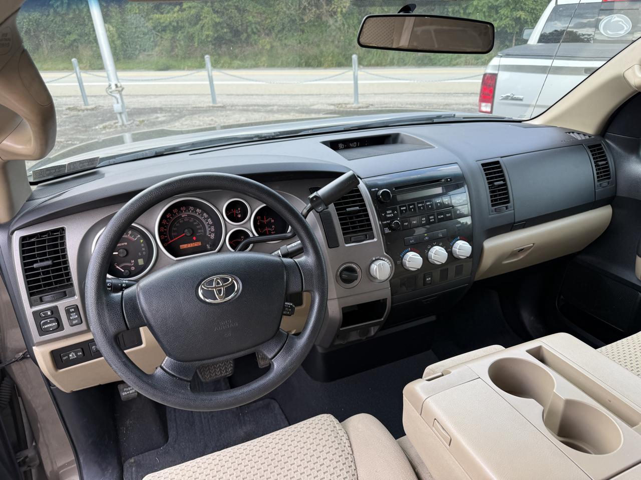 Toyota Tundra Tundra-Grade Double Cab 4.6L 4WD 2012
