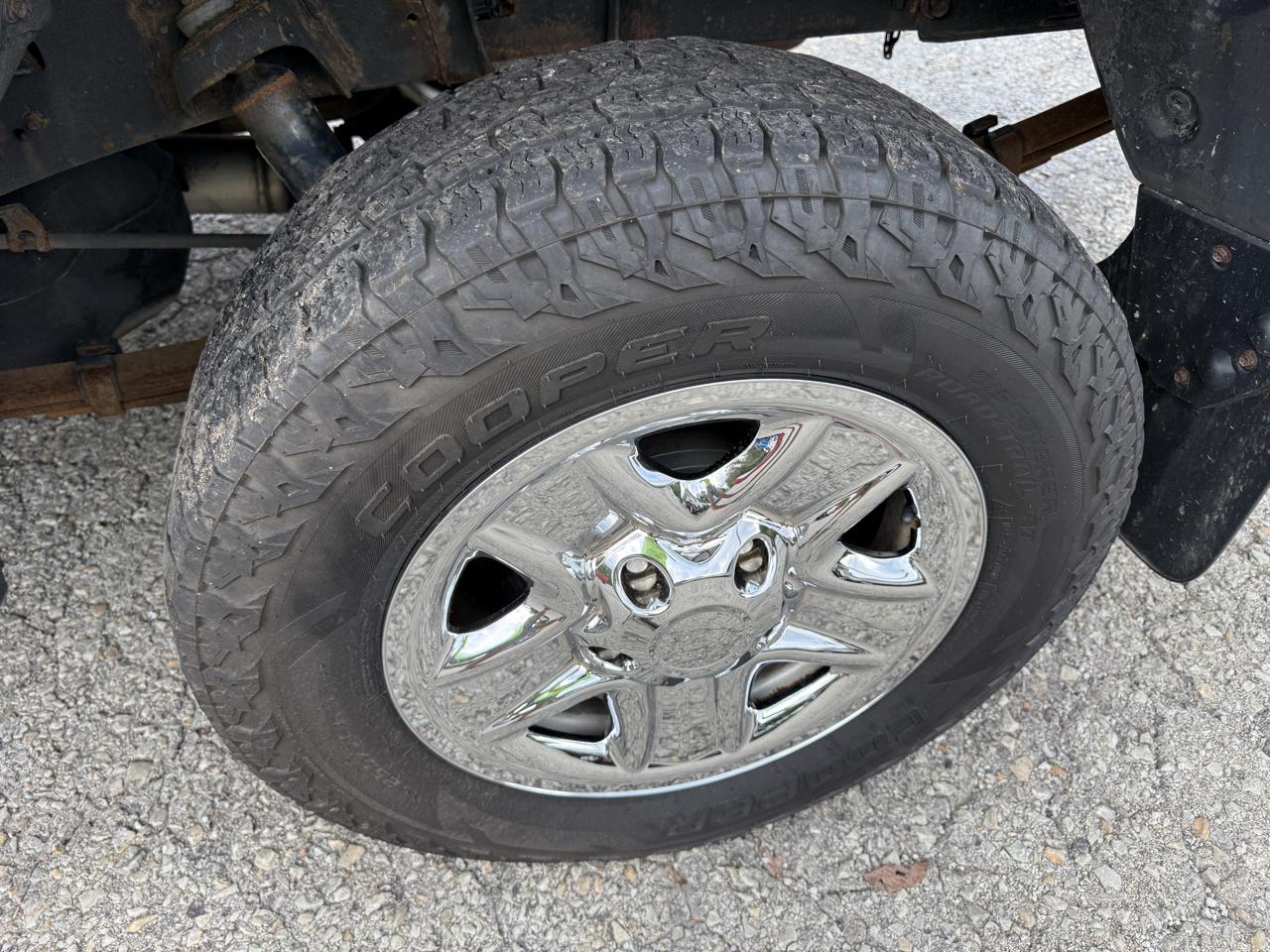 Toyota Tundra Tundra-Grade Double Cab 4.6L 4WD 2012