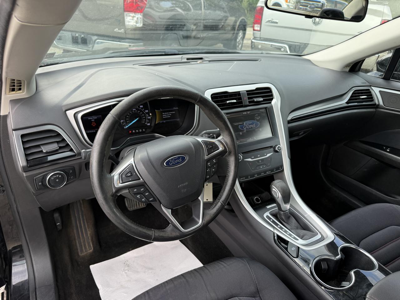Ford Fusion SE 2014