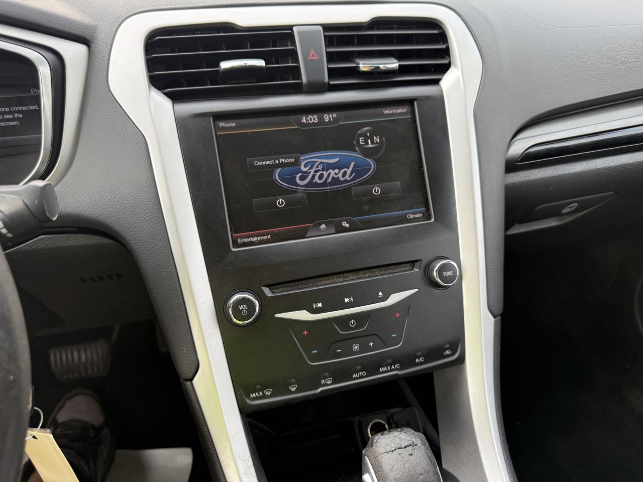 Ford Fusion SE 2014