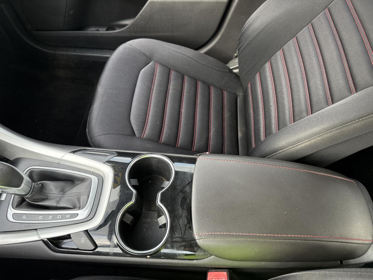 Ford Fusion SE 2014