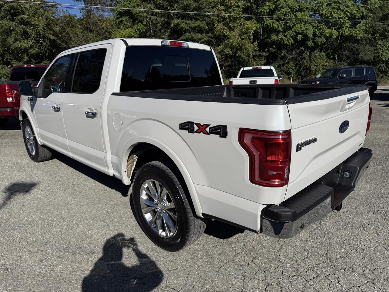 Ford F-150 Lariat SuperCrew 5.5-ft. Bed 4WD 2015