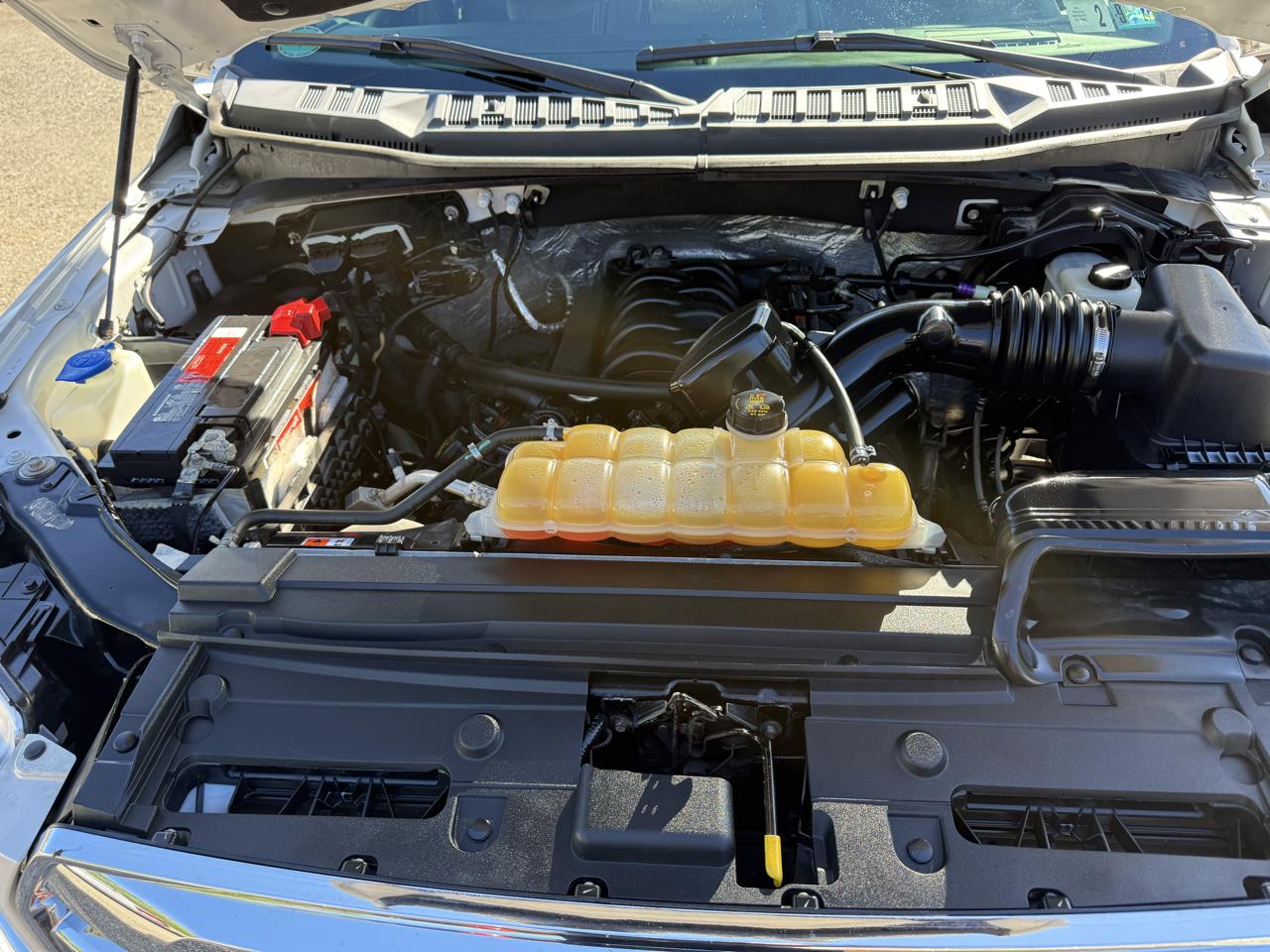 Ford F-150 Lariat SuperCrew 5.5-ft. Bed 4WD 2015
