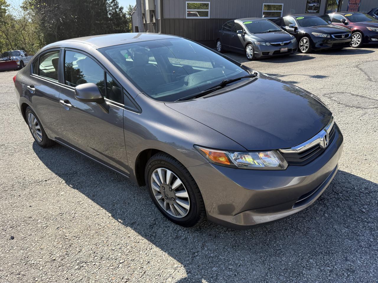 Honda Civic LX Sedan 5-Speed AT 2012