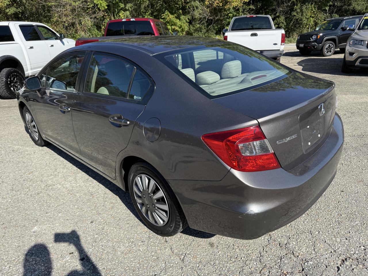 Honda Civic LX Sedan 5-Speed AT 2012