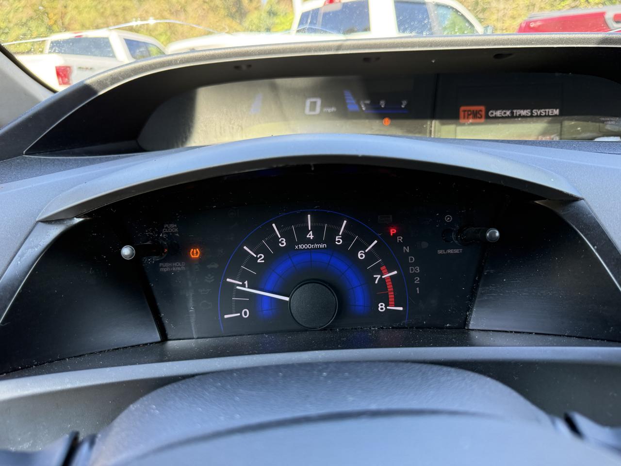 Honda Civic LX Sedan 5-Speed AT 2012