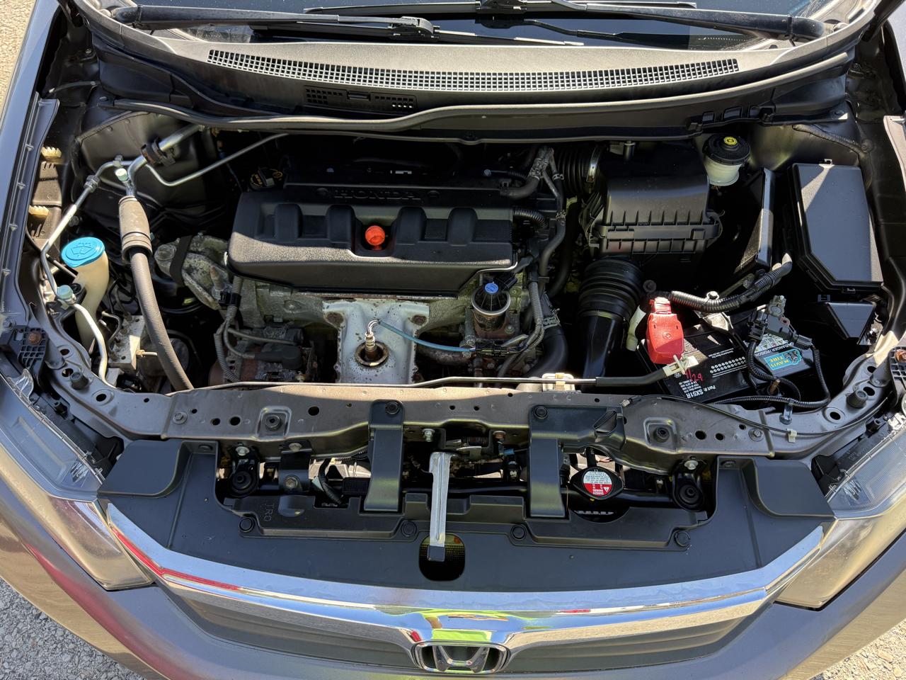 Honda Civic LX Sedan 5-Speed AT 2012