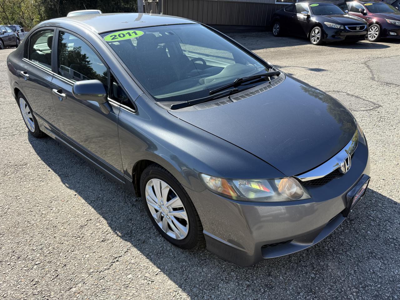 Honda Civic LX Sedan 5-Speed AT 2011