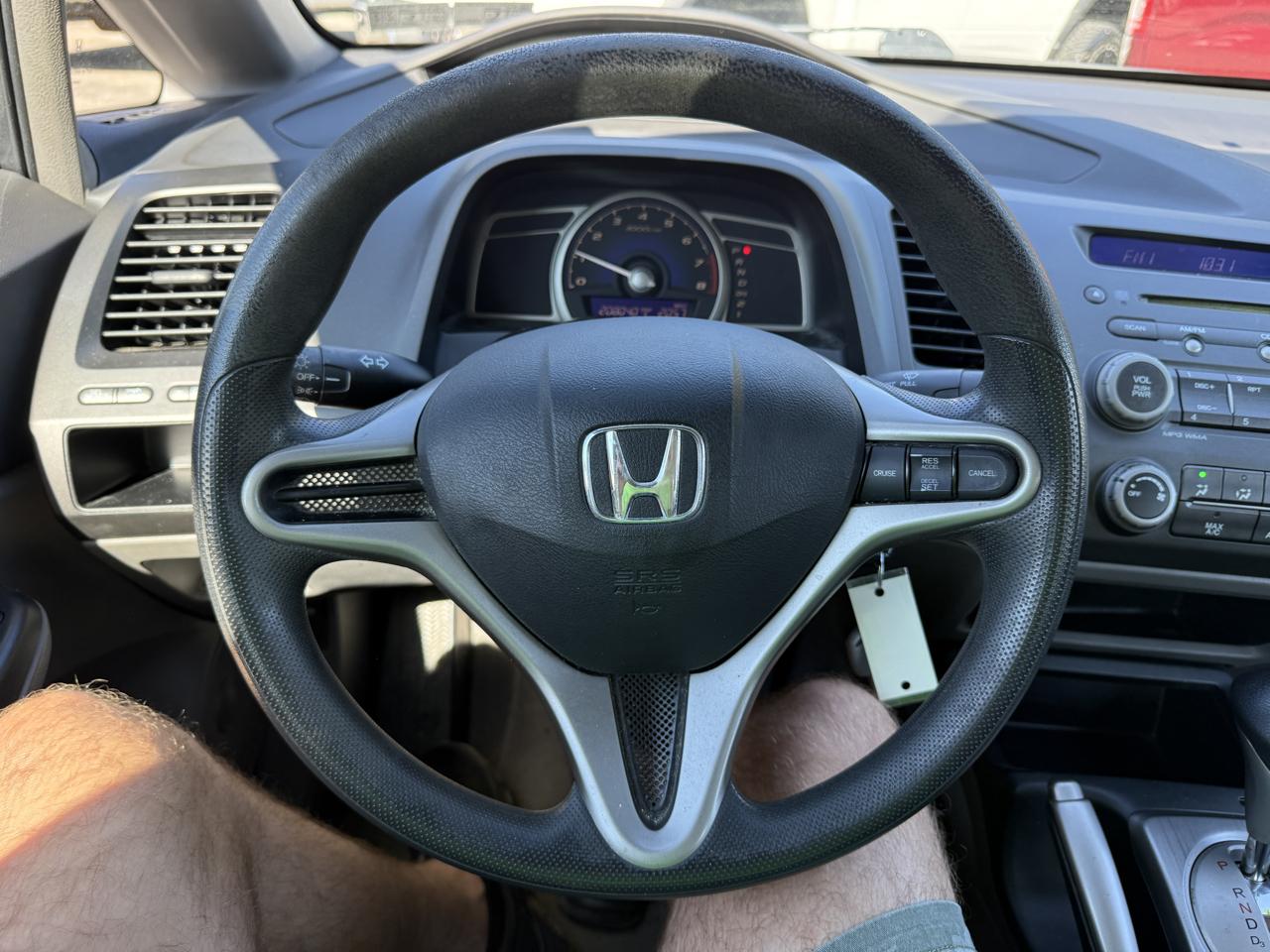 Honda Civic LX Sedan 5-Speed AT 2011