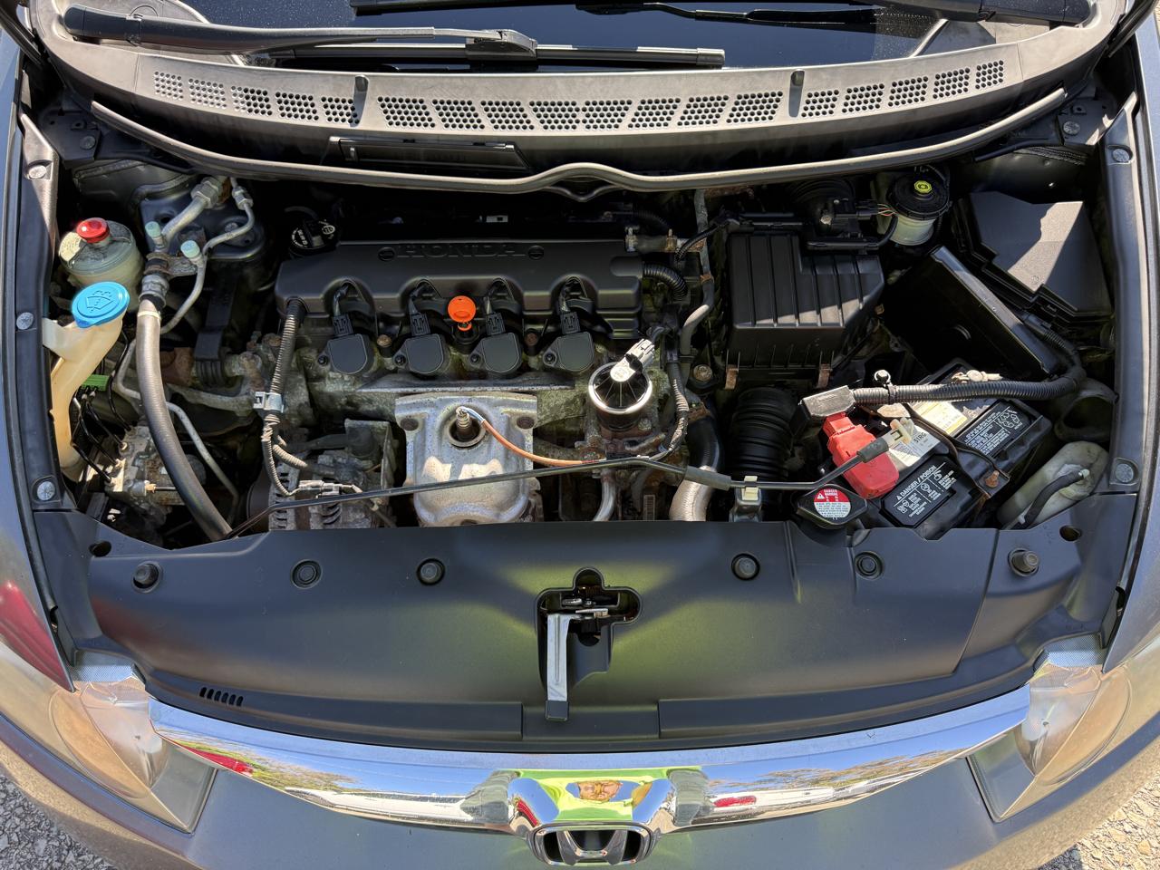 Honda Civic LX Sedan 5-Speed AT 2011