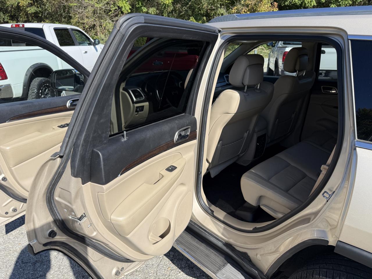 Jeep Grand Cherokee Limited 2WD 2014