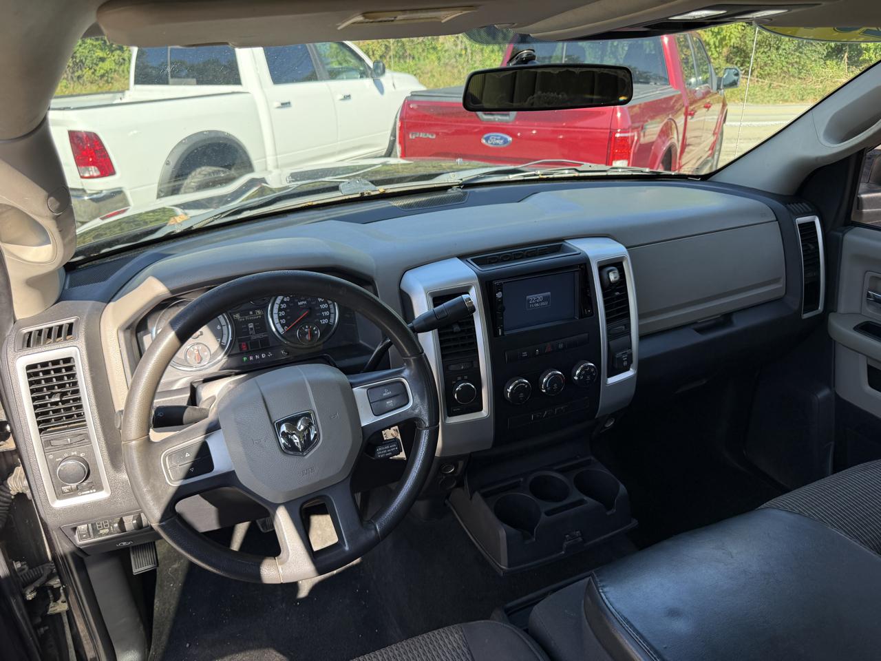 RAM 1500 SLT Crew Cab 4WD 2011