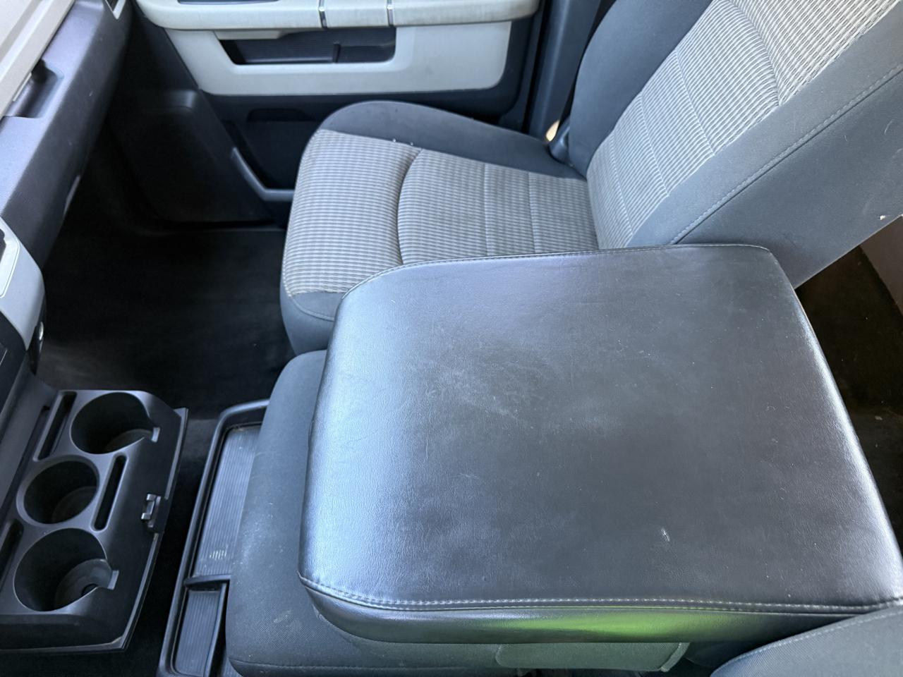 RAM 1500 SLT Crew Cab 4WD 2011