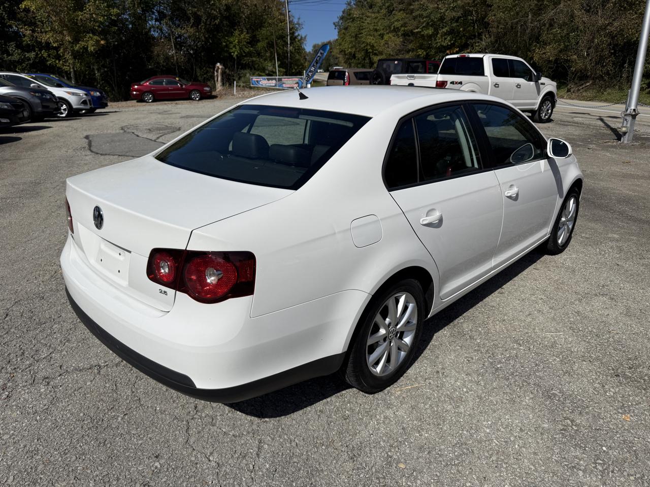 Volkswagen Jetta SE PZEV 2010