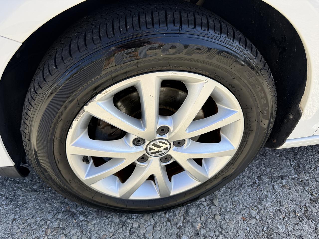 Volkswagen Jetta SE PZEV 2010