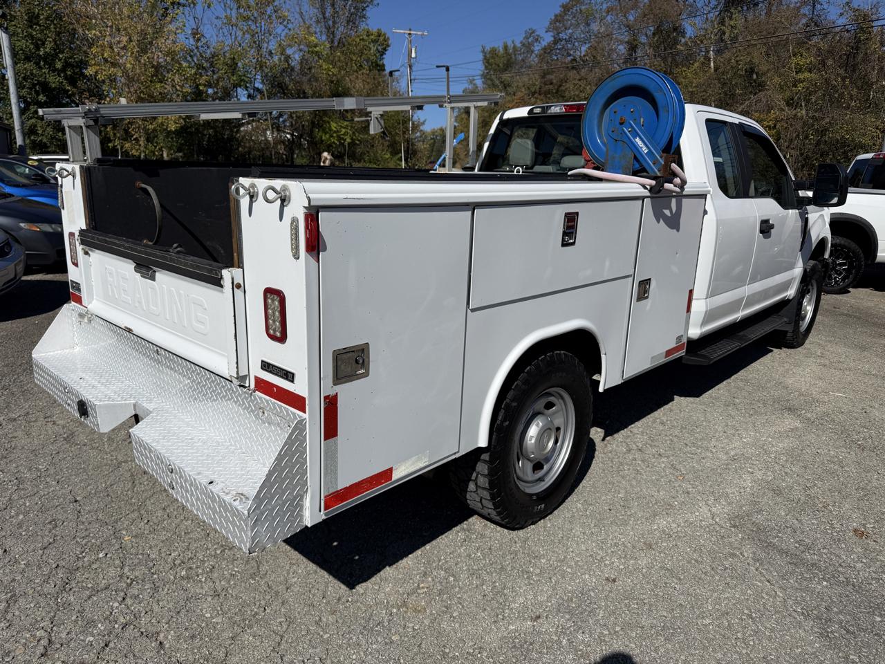 Ford F-350 SD XL SuperCab 4WD 2019