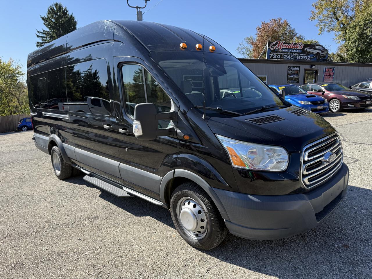 Ford Transit 350 Wagon HD High Roof XL Sliding Pass. 148 WB EL 2016