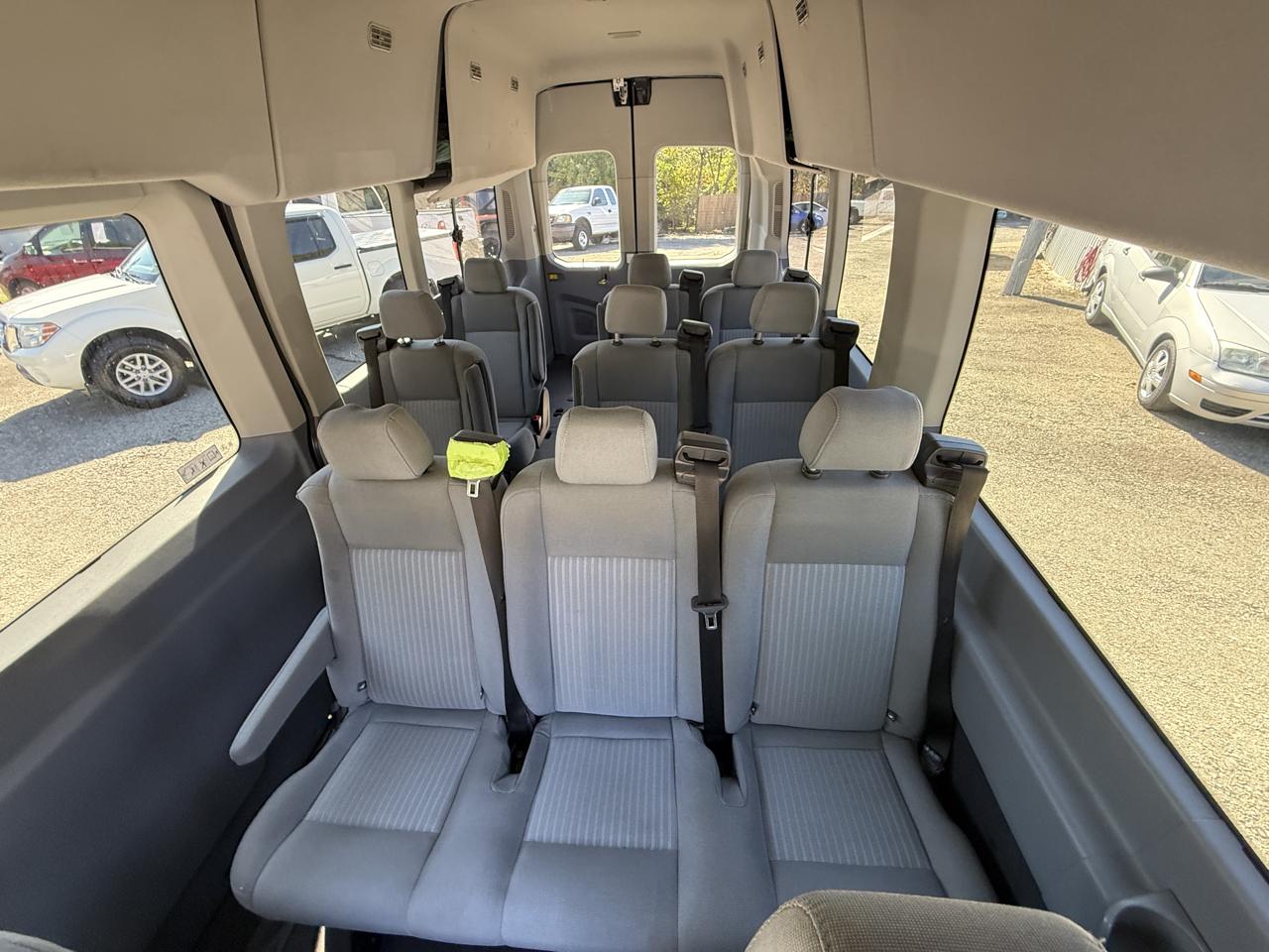 Ford Transit 350 Wagon HD High Roof XL Sliding Pass. 148 WB EL 2016