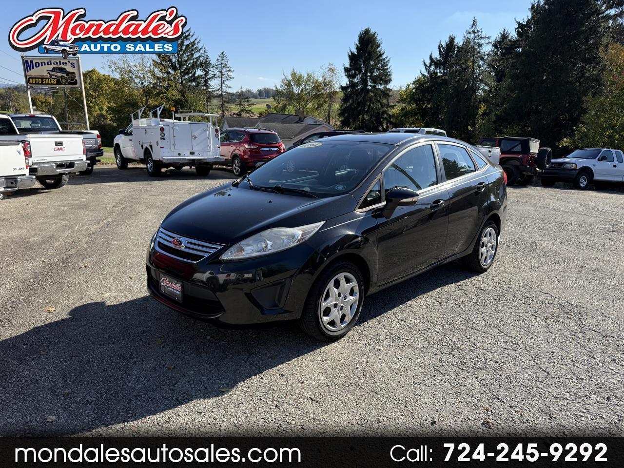Ford Fiesta SE Sedan 2013