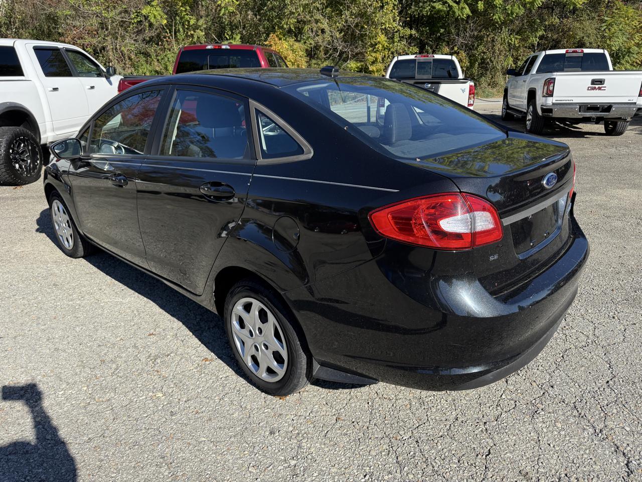 Ford Fiesta SE Sedan 2013