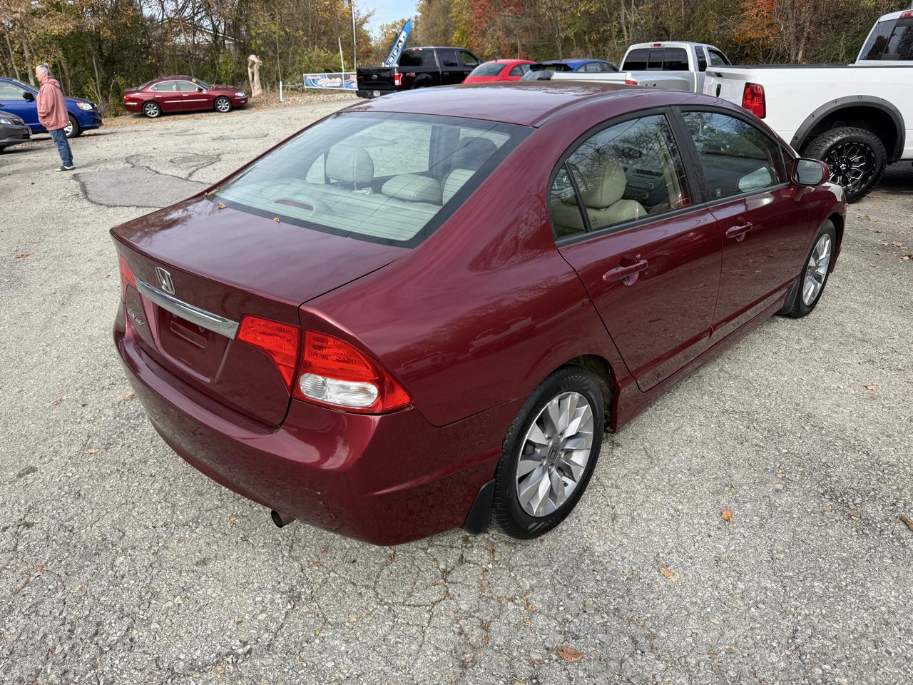 Honda Civic EX-L Sedan 5-Speed AT 2010