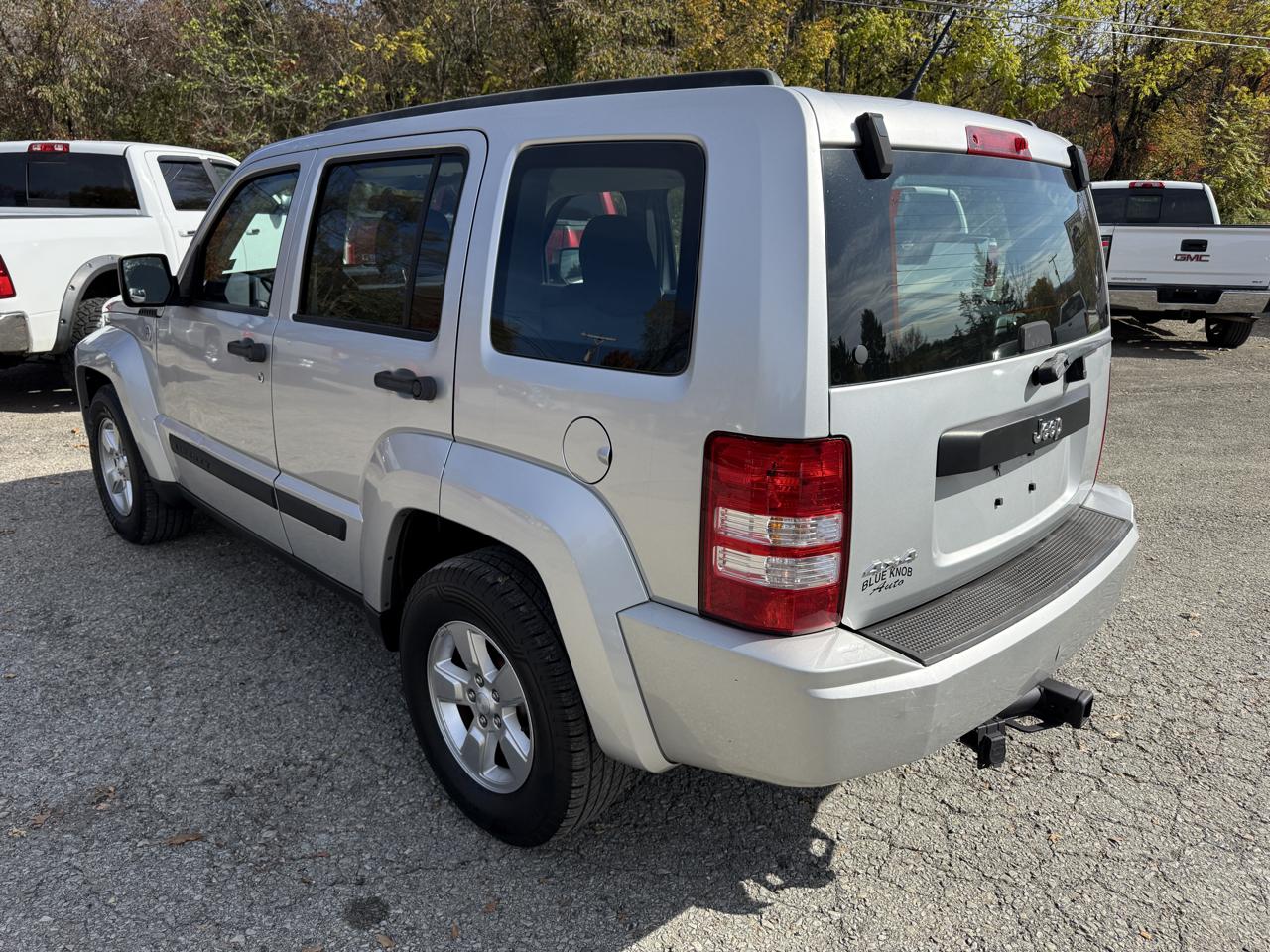 Jeep Liberty Sport 4WD 2012