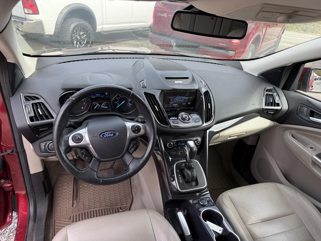 Ford Escape Titanium 4WD 2014