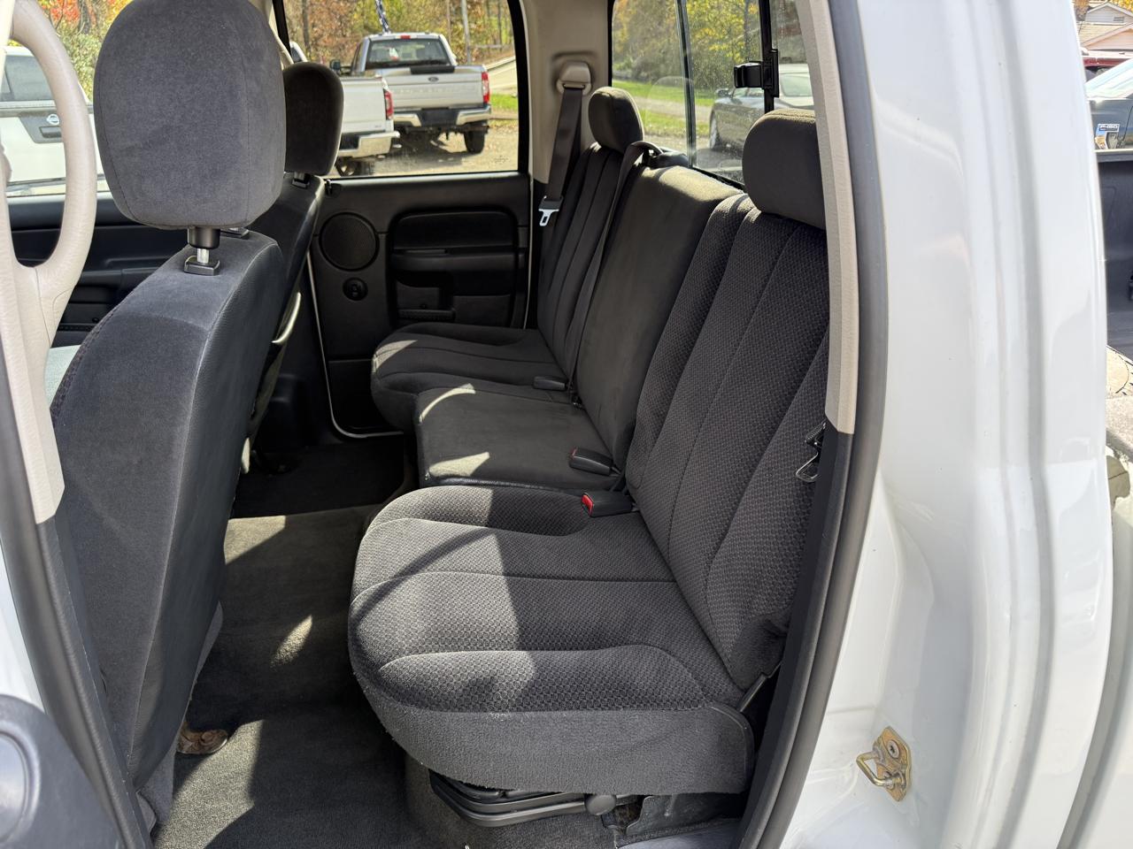 Dodge Ram 1500 SLT Quad Cab 4WD 2004