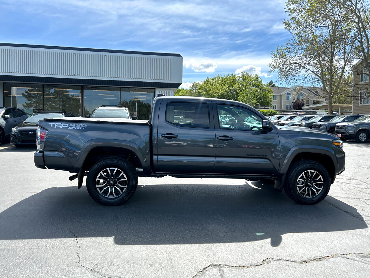 2023 Toyota Tacoma SR5 Double Cab Long Bed V6 6AT 4WD
