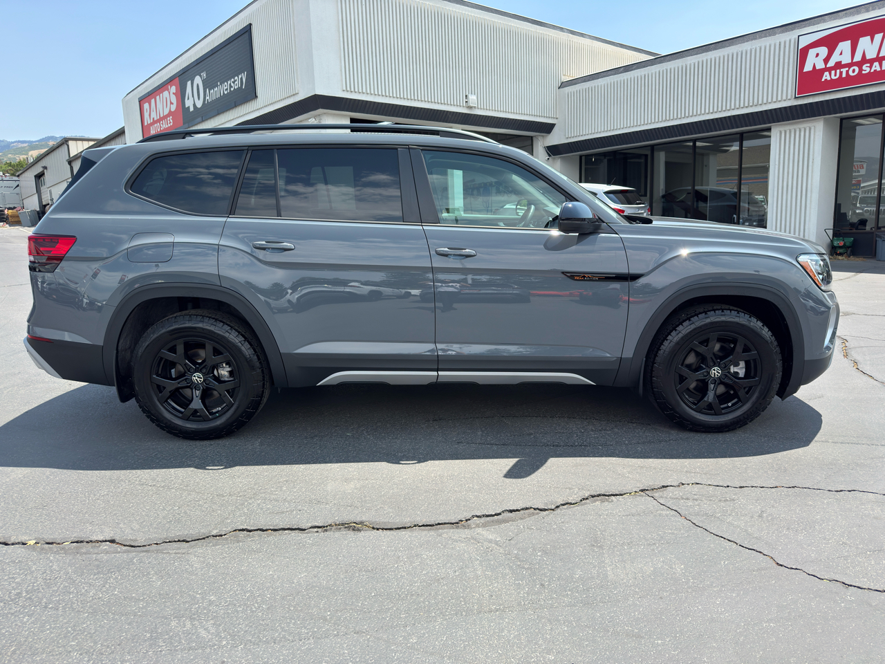 Volkswagen Atlas Peak Edition SEL AWD 2024
