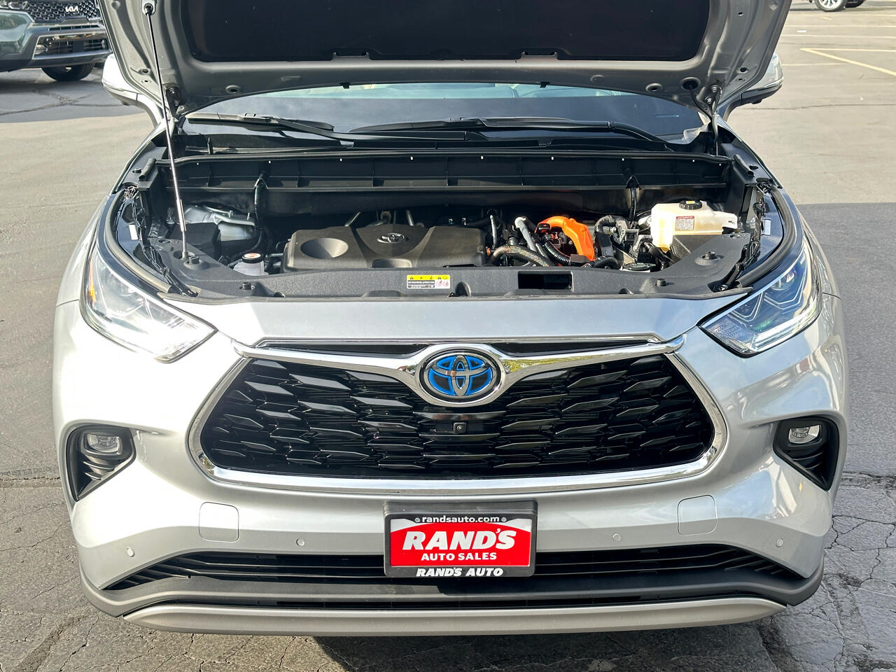 Toyota Highlander Hybrid Platinum AWD 2023
