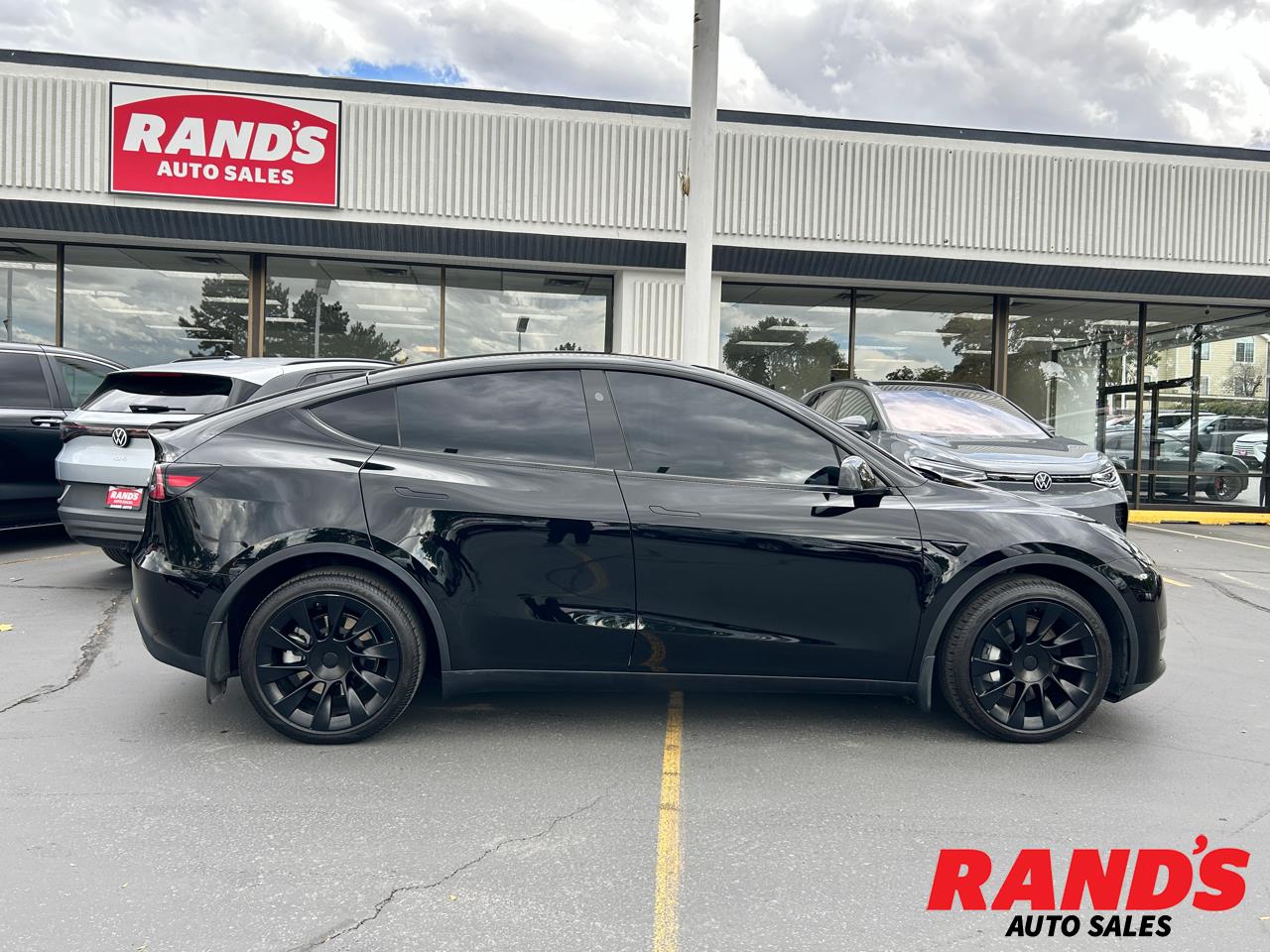 2023 Tesla Model Y Long Range