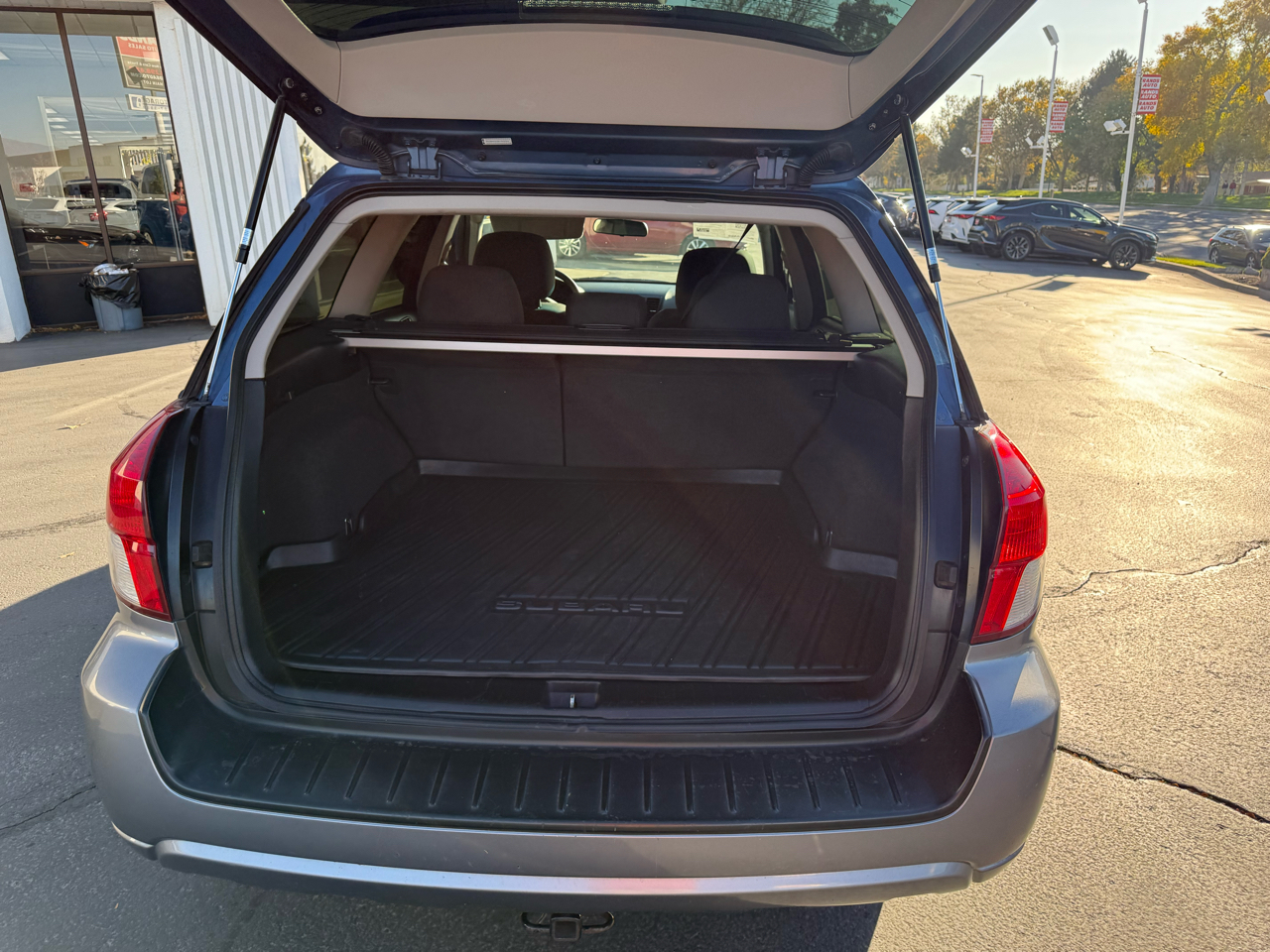 Subaru Outback Base 2008