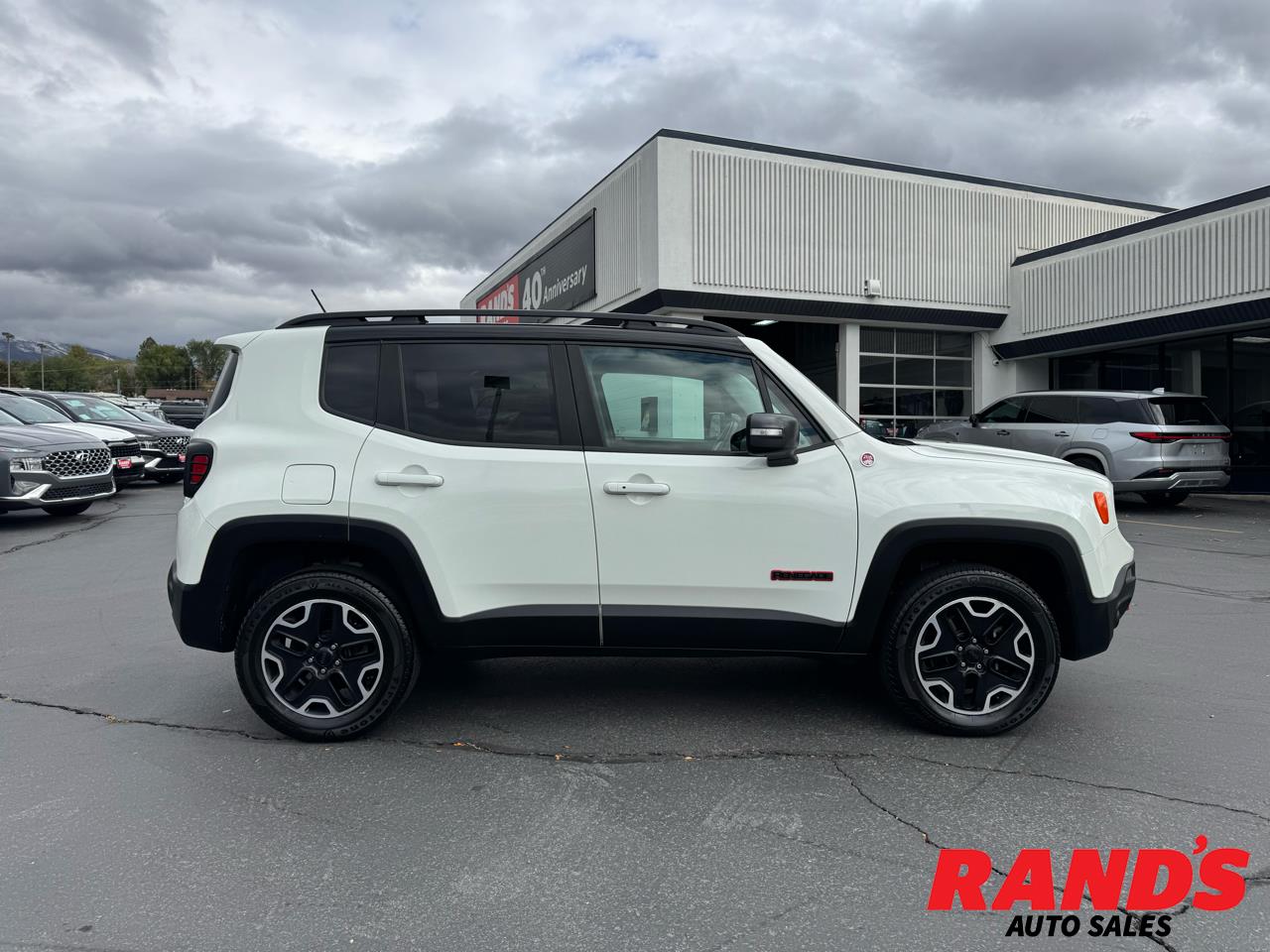 2016 Jeep Renegade Trailhawk