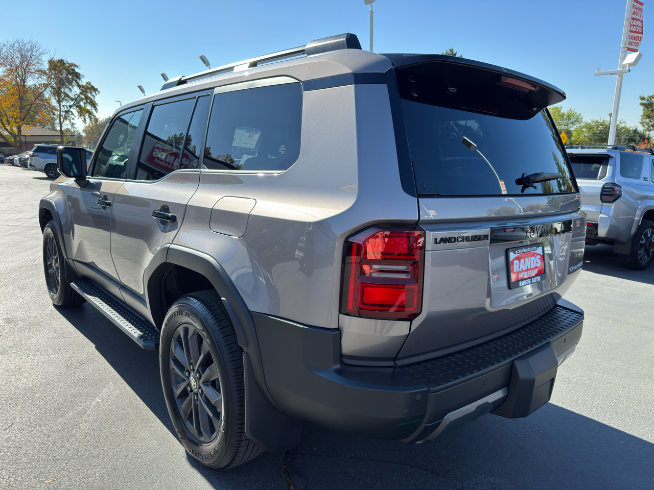 Toyota Land Cruiser Base 2024