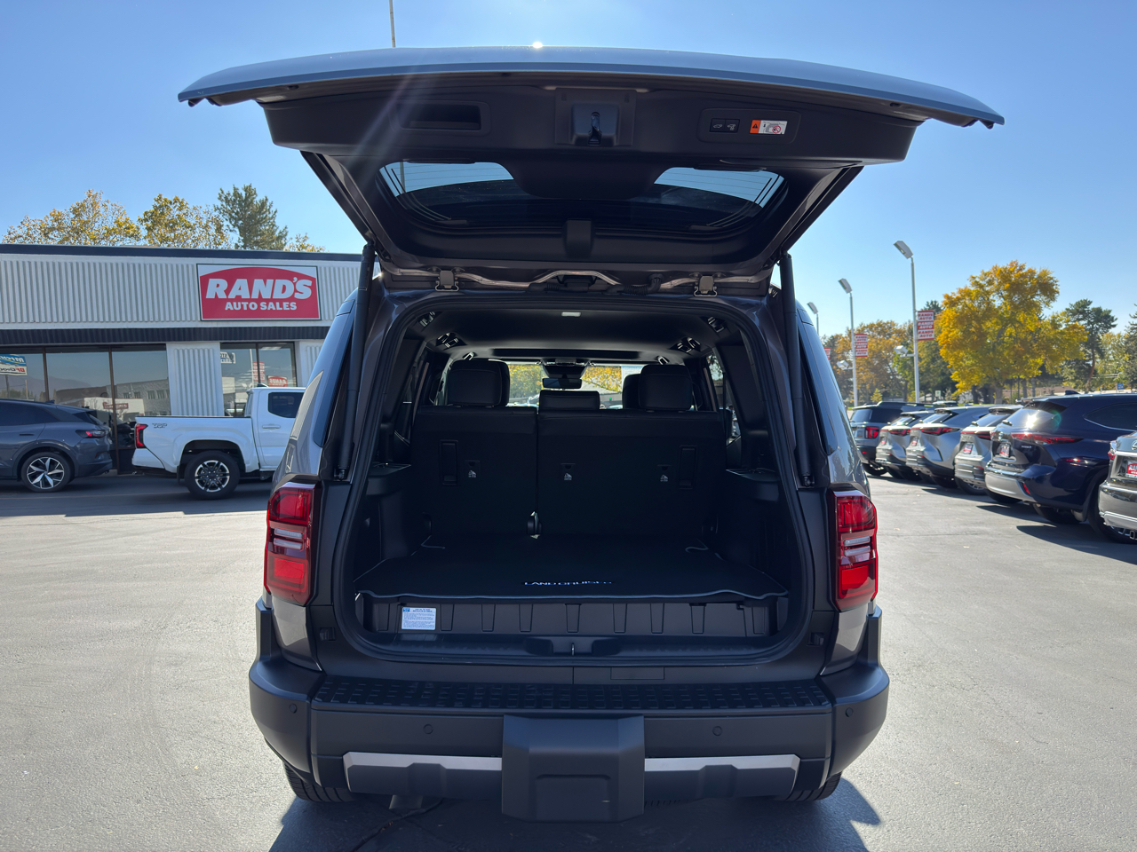 Toyota Land Cruiser Base 2024