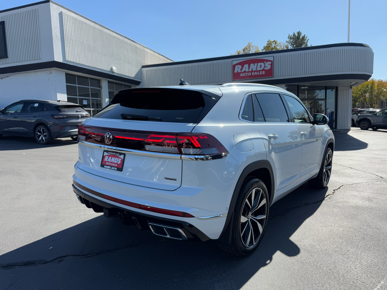 Volkswagen Atlas Cross Sport SEL Premium R-Line 4MOTION 2024
