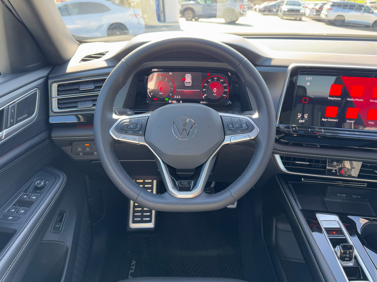 Volkswagen Atlas Cross Sport SEL Premium R-Line 4MOTION 2024